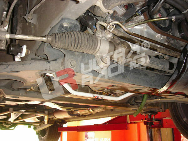 Ultra Racing TOYOTA HIACE Ultra Racing Rear Sway Bar 20mm UR-AR20-712