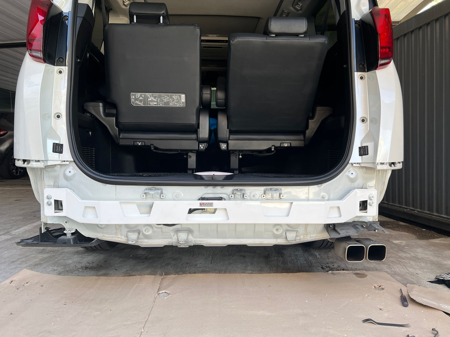 Ultra Racing 3-Point Fender Brace (UR-FD3-715P)