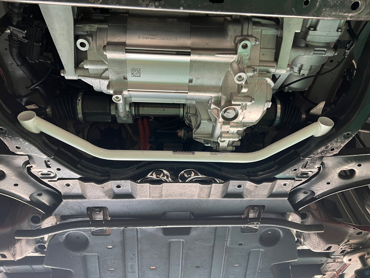 Ultra Racing 3-Point Fender Brace (UR-FD3-715P)