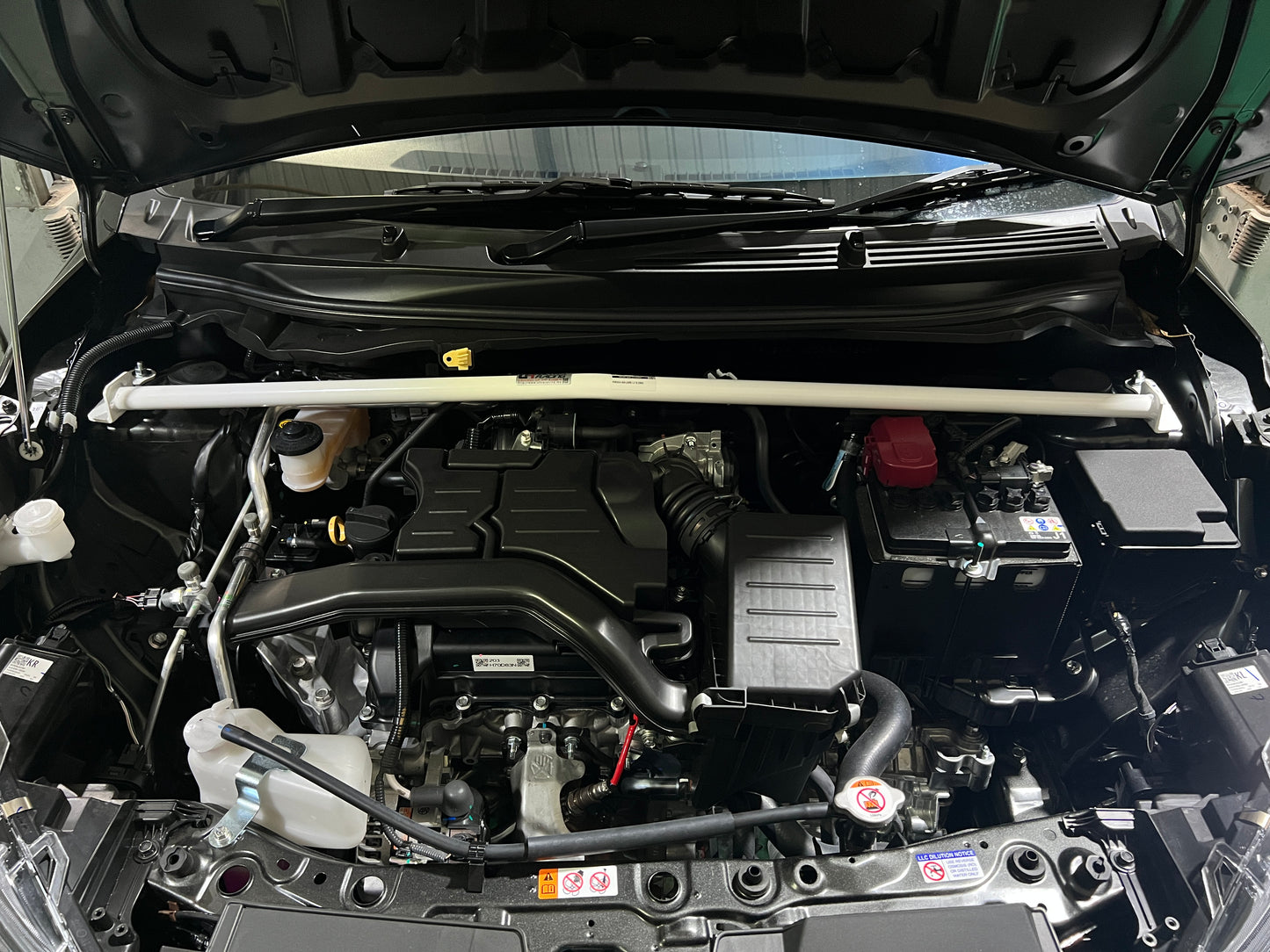 Ultra Racing 3-Point Fender Brace (UR-FD3-715P)