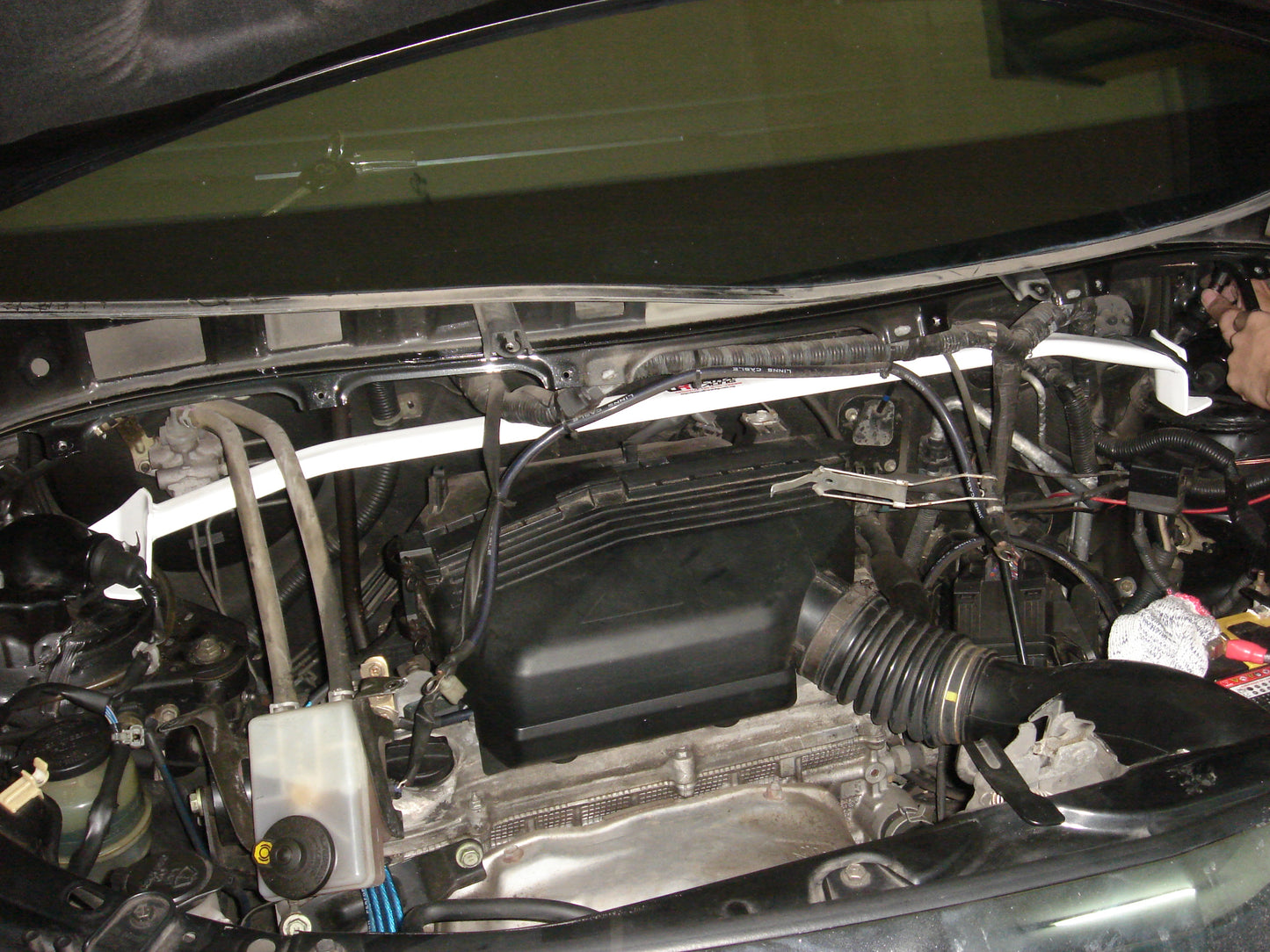 Ultra Racing 3-Point Fender Brace (UR-FD3-715P)