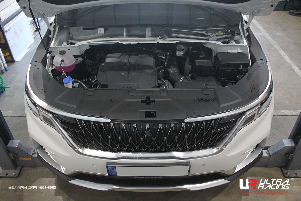 Ultra Racing 3-Point Fender Brace (UR-FD3-715P)