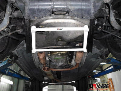 Ultra Racing 4-Point Front Lower Brace (UR-LA4-1702)