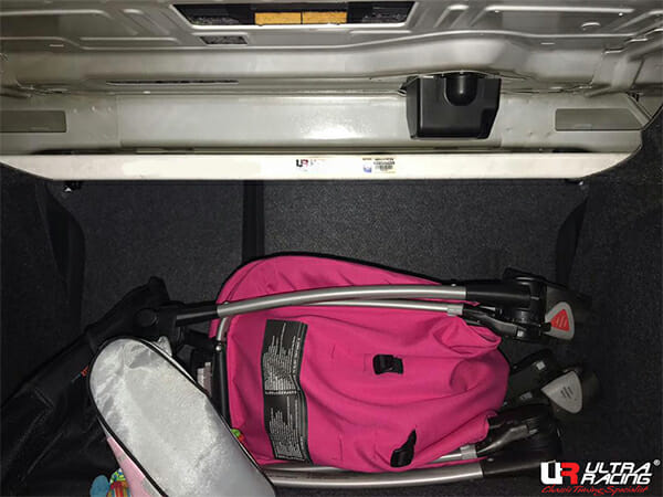 Ultra Racing 2-Point Rear Brace (UR-RE2-3001)