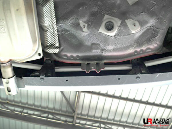 Ultra Racing 2-Point Side/Other Brace (URTH-RT2-3165)