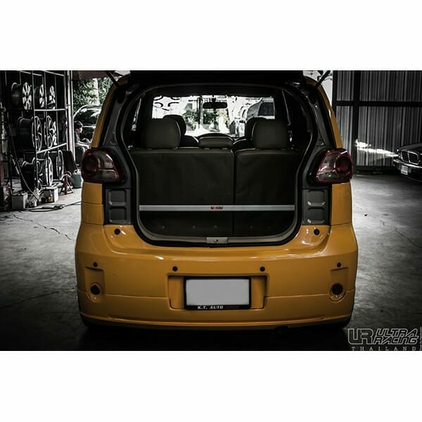 Ultra Racing 2-Point Rear Brace (URTH-RE2-2820)