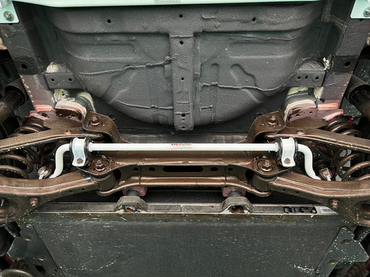 Ultra Racing 3-Point Fender Brace (UR-FD3-715P)