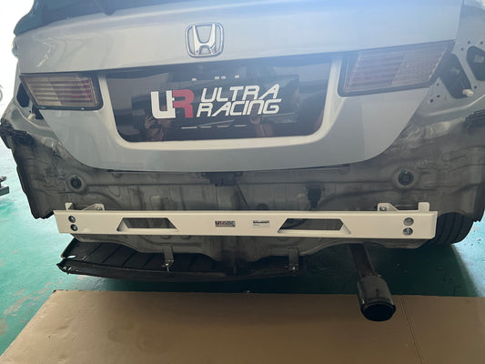 Ultra Racing 3-Point Fender Brace (UR-FD3-715P)