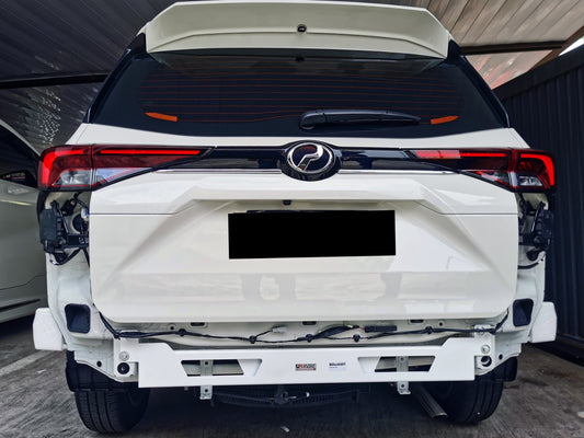 Ultra Racing 3-Point Fender Brace (UR-FD3-715P)