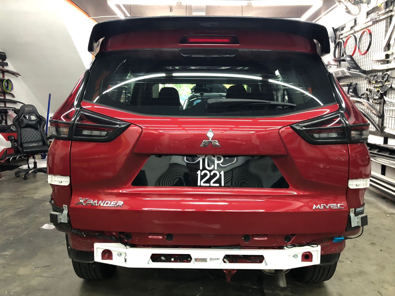Ultra Racing 3-Point Fender Brace (UR-FD3-715P)