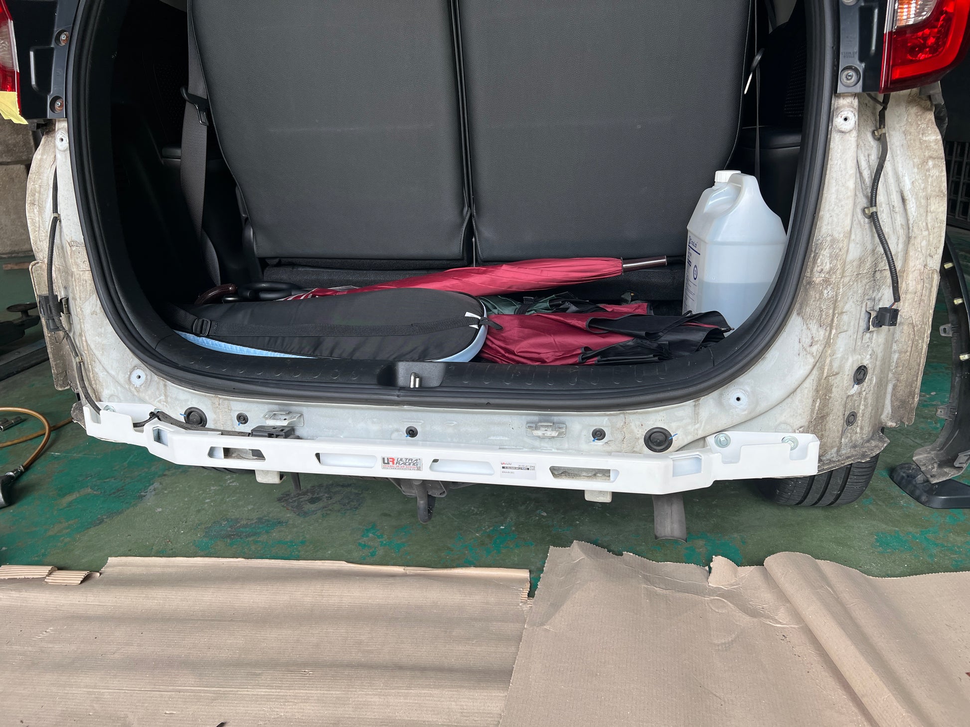 Ultra Racing 3-Point Fender Brace (UR-FD3-715P)