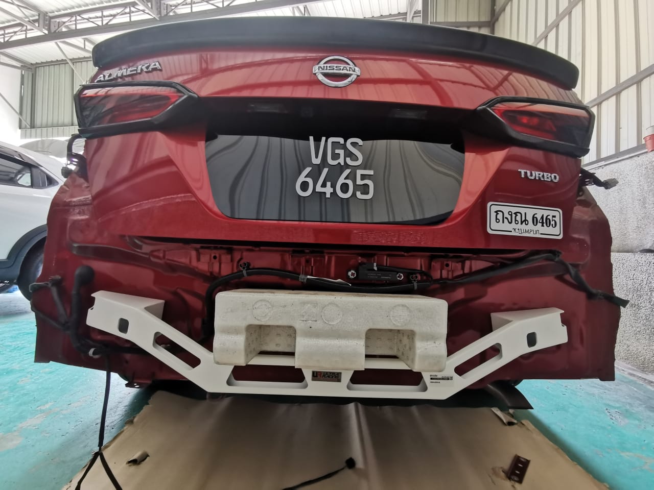 Ultra Racing 3-Point Fender Brace (UR-FD3-715P)