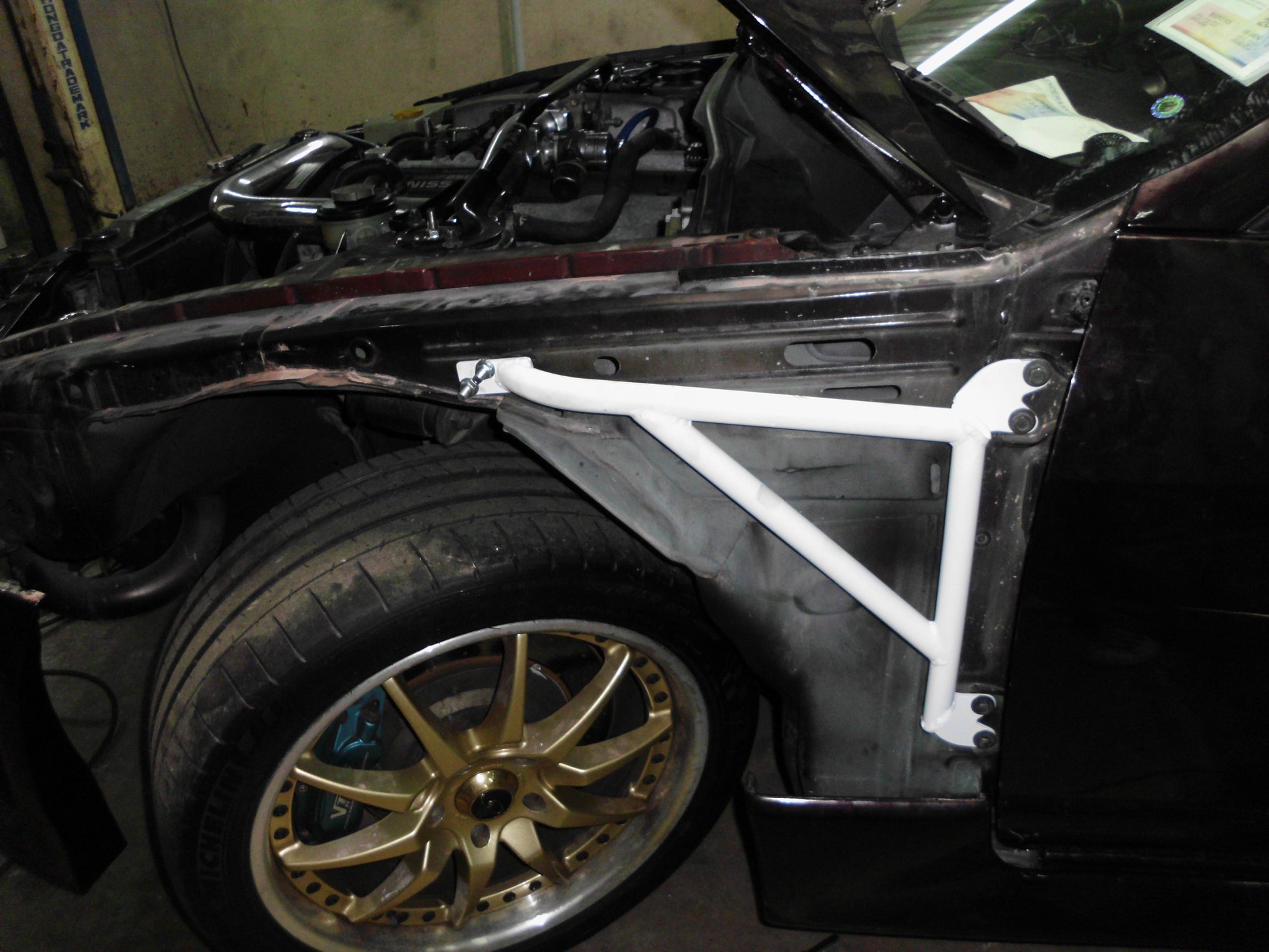 Ultra Racing 3-Point Fender Brace (UR-FD3-715P)