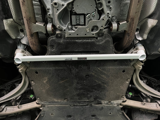 Ultra Racing 3-Point Fender Brace (UR-FD3-715P)