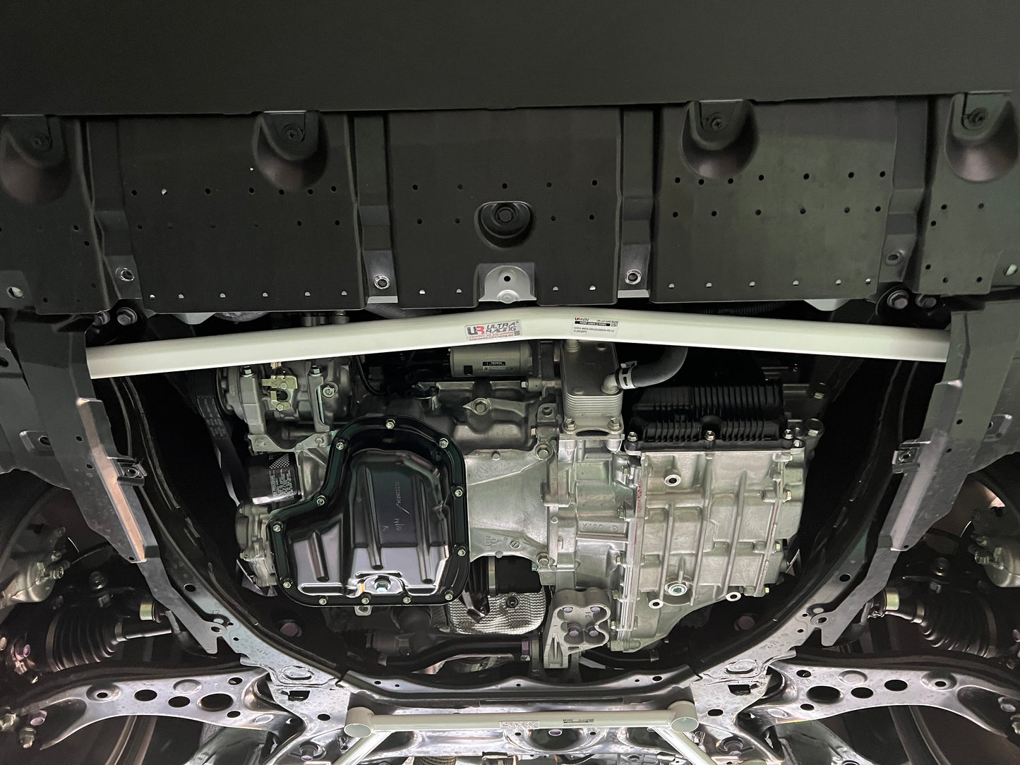 Ultra Racing 3-Point Fender Brace (UR-FD3-715P)