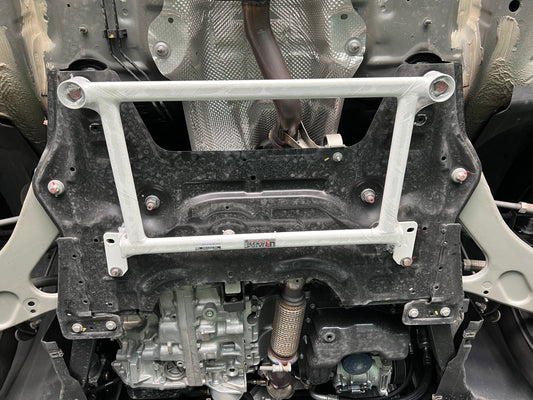 Ultra Racing 3-Point Fender Brace (UR-FD3-715P)