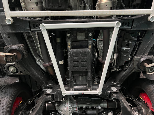 Ultra Racing 3-Point Fender Brace (UR-FD3-715P)