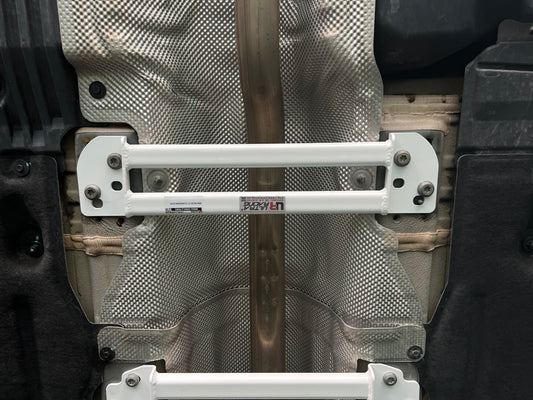 Ultra Racing 3-Point Fender Brace (UR-FD3-715P)