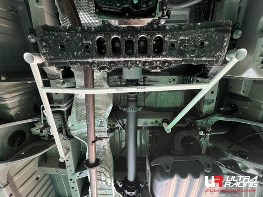 Ultra Racing 4-Point Mid Lower Brace (UR-ML4-4628)