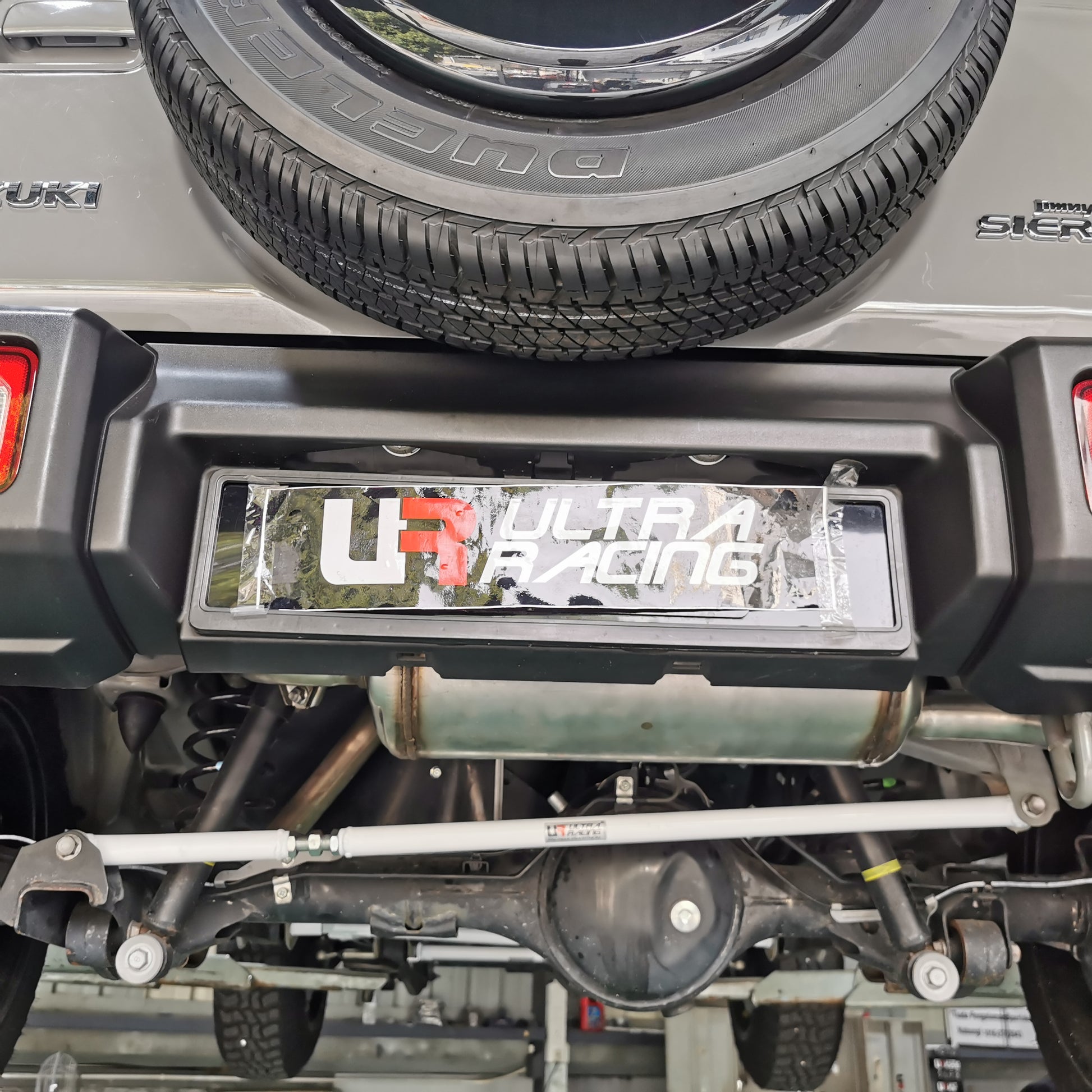 Ultra Racing 3-Point Fender Brace (UR-FD3-715P)