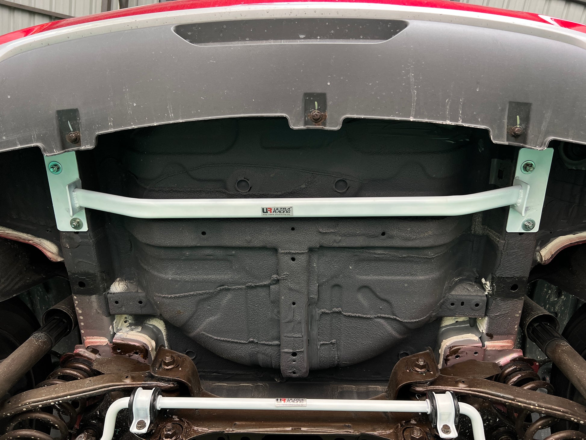 Ultra Racing 3-Point Fender Brace (UR-FD3-715P)