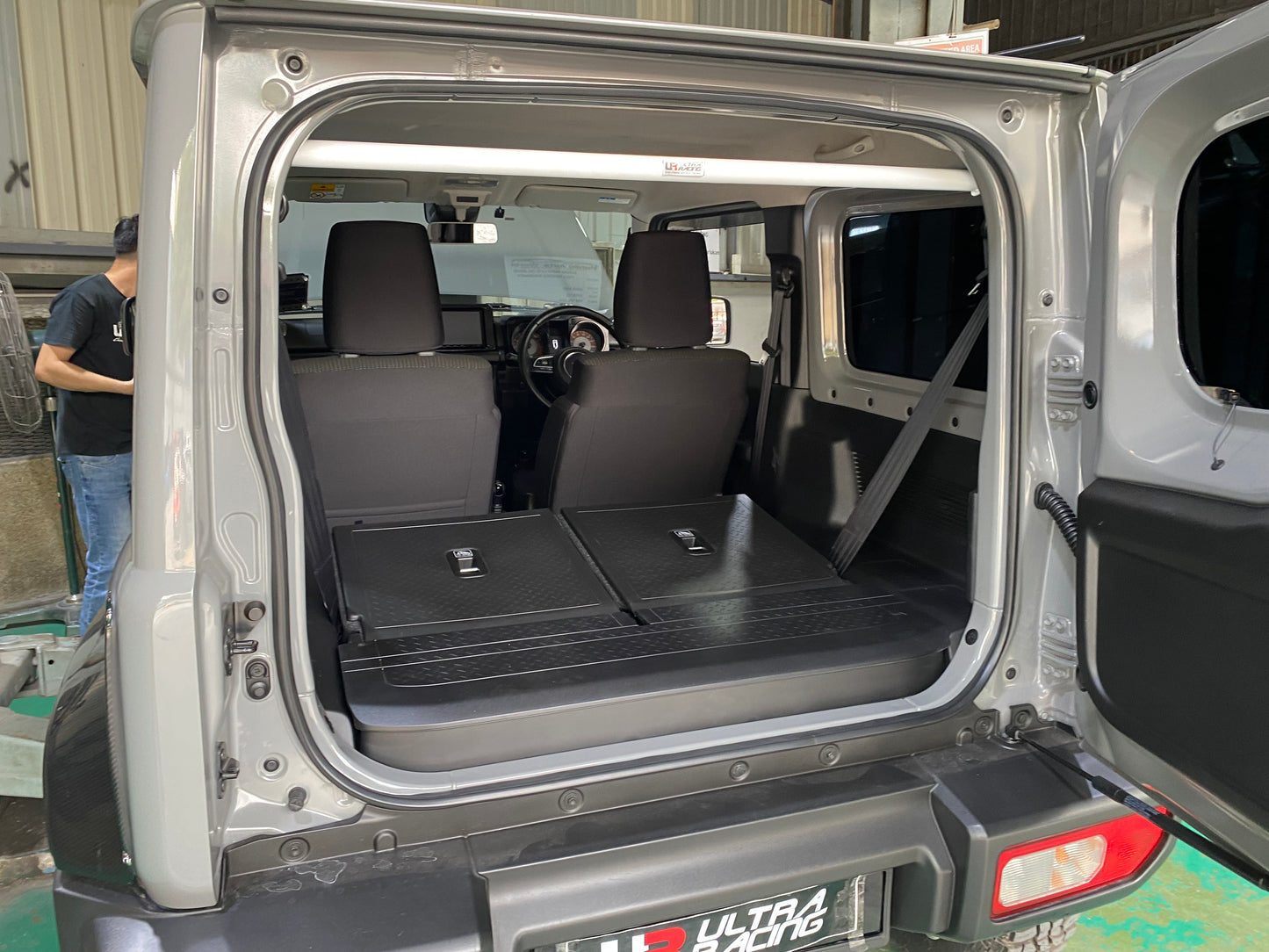 Ultra Racing 3-Point Fender Brace (UR-FD3-715P)