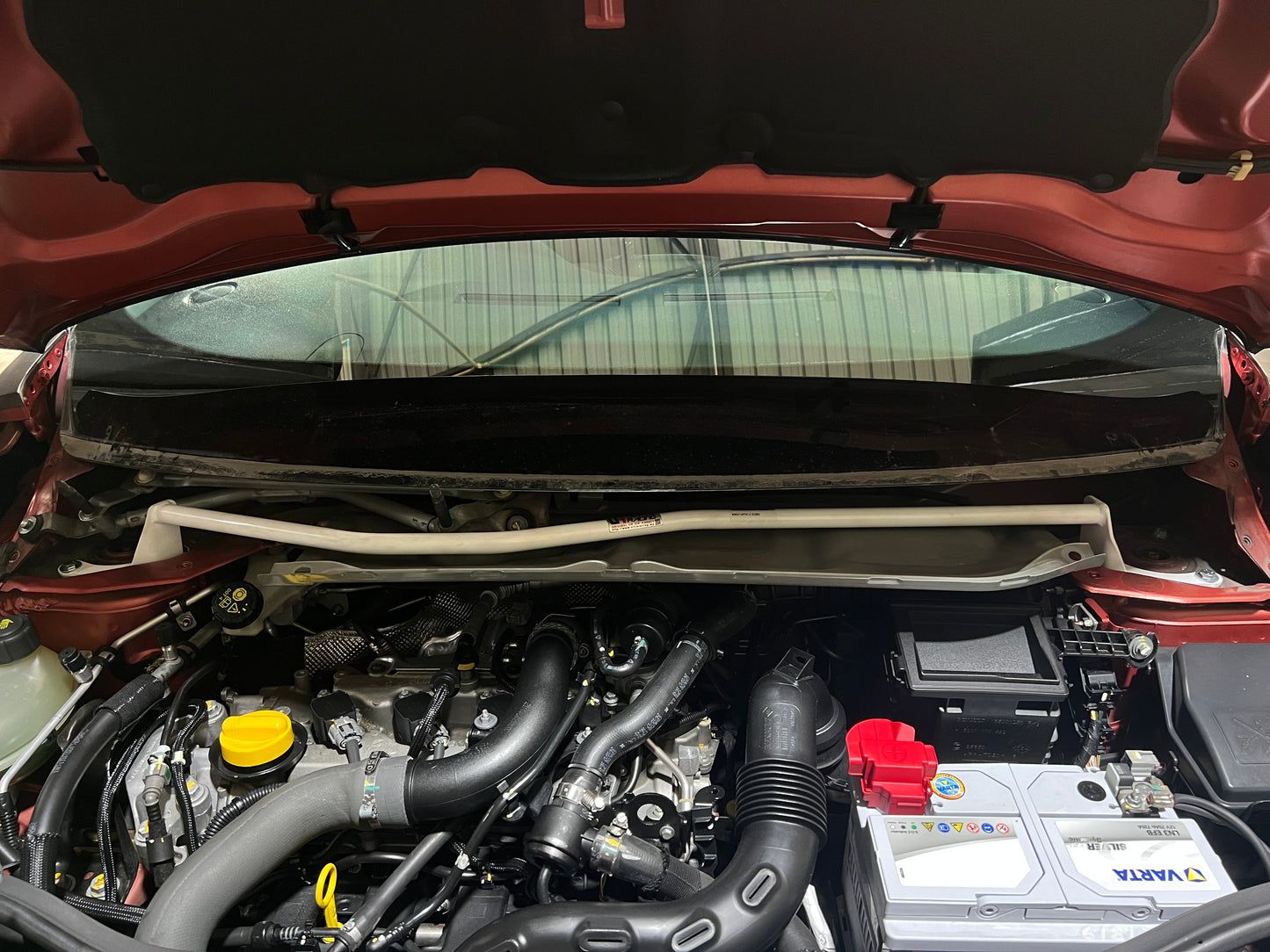 Ultra Racing 3-Point Fender Brace (UR-FD3-715P)