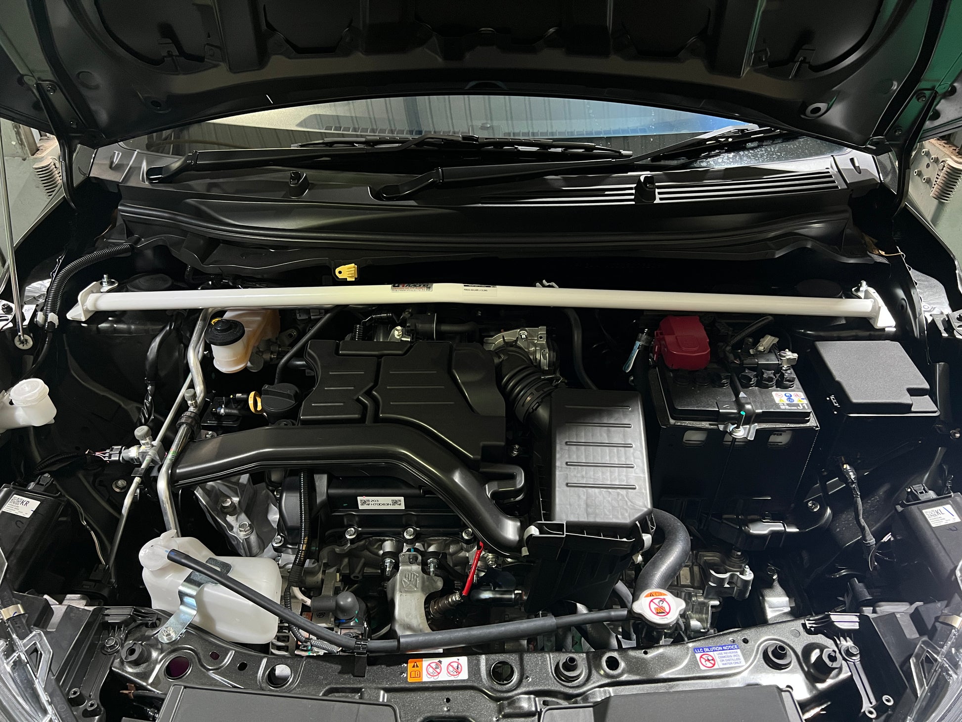 Ultra Racing 3-Point Fender Brace (UR-FD3-715P)