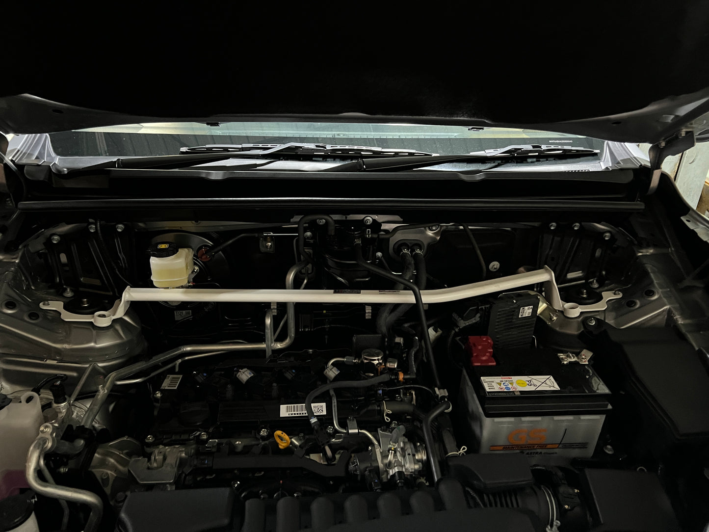 Ultra Racing 3-Point Fender Brace (UR-FD3-715P)