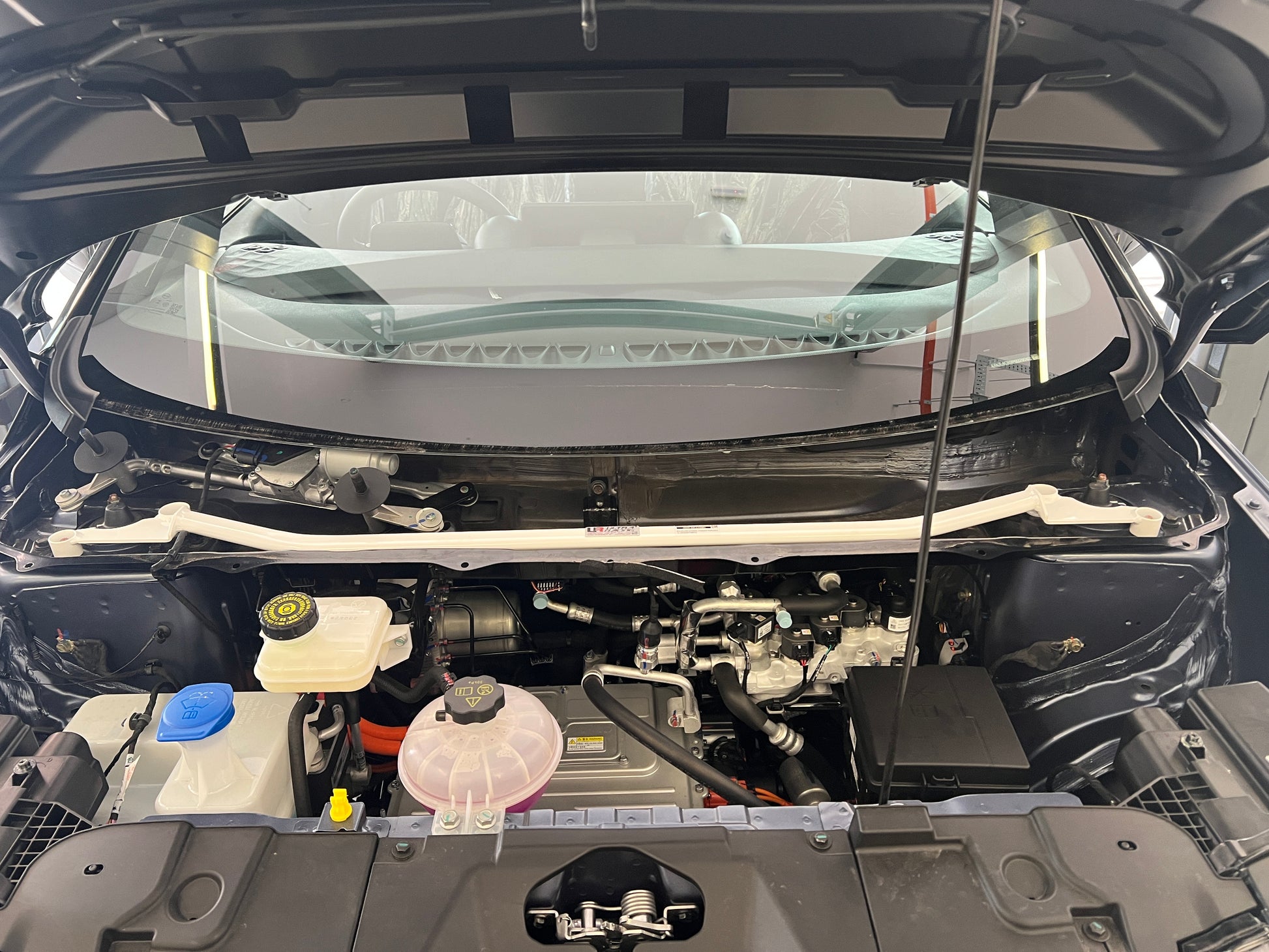 Ultra Racing 3-Point Fender Brace (UR-FD3-715P)