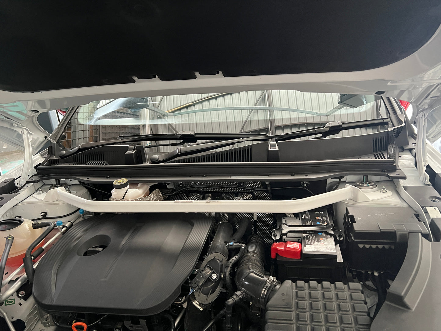 Ultra Racing 3-Point Fender Brace (UR-FD3-715P)