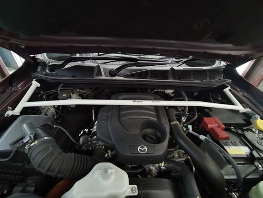 Ultra Racing 3-Point Fender Brace (UR-FD3-715P)