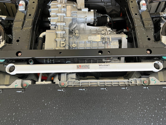 Ultra Racing 3-Point Fender Brace (UR-FD3-715P)