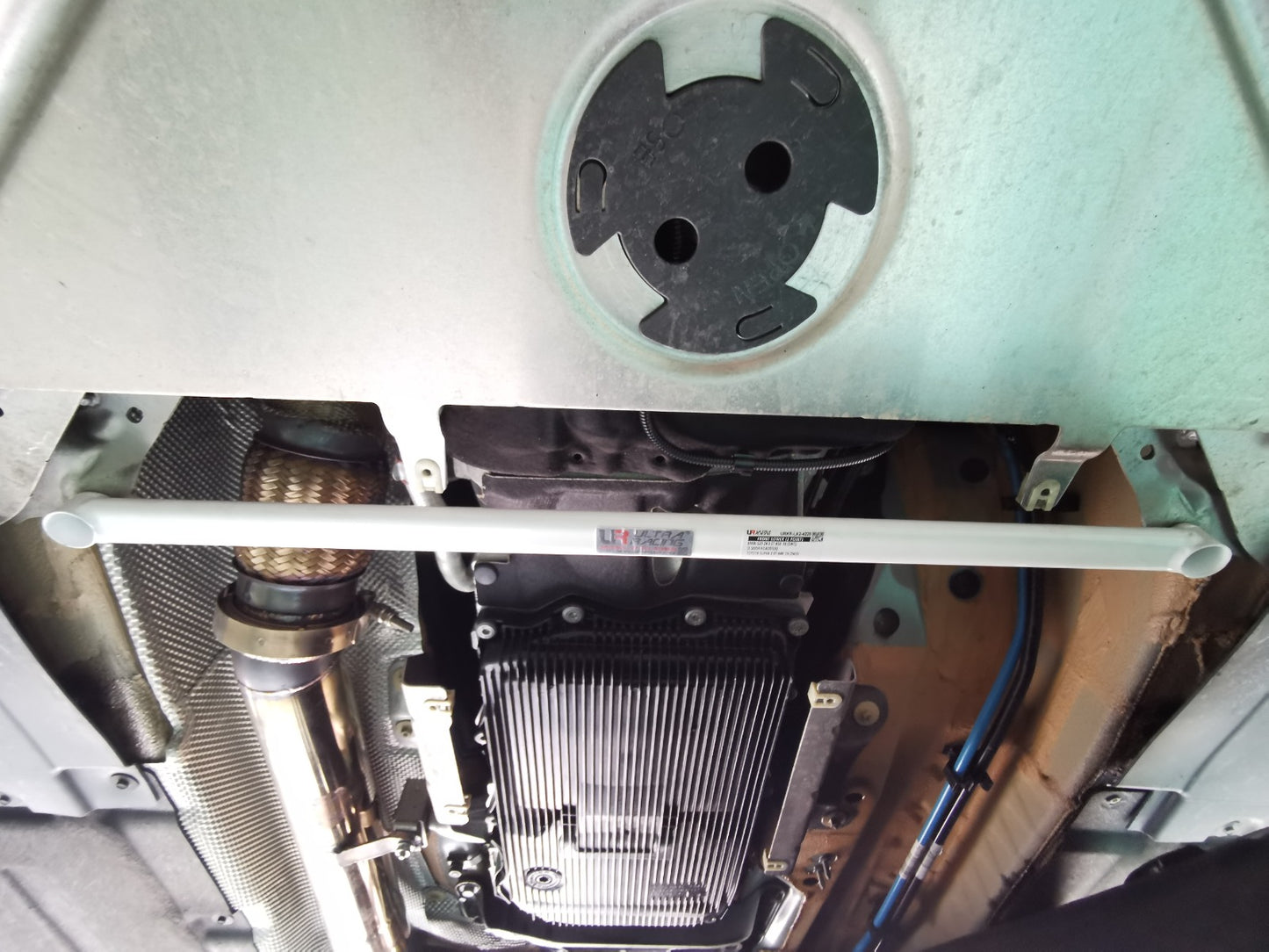 Ultra Racing 3-Point Fender Brace (UR-FD3-715P)