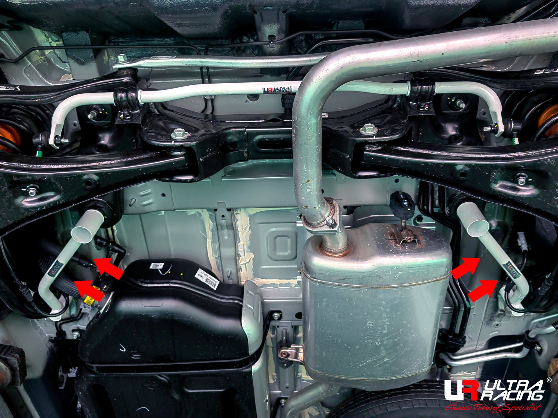 Ultra Racing 3-Point Fender Brace (UR-FD3-715P)