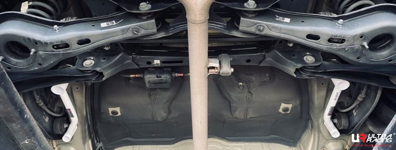 Ultra Racing Kia K8 GL3 3.5 V6 2WD 21+ UR Rear Lower Side Bar 4232P URKR-RS4-4232P
