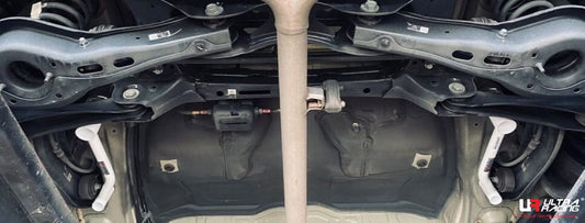 Ultra Racing Kia K8 GL3 3.5 V6 2WD 21+ UR Rear Lower Side Bar 4232P URKR-RS4-4232P