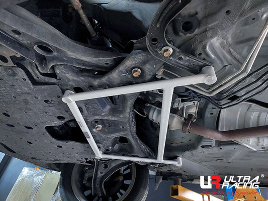 Ultra Racing 3-Point Fender Brace (UR-FD3-715P)