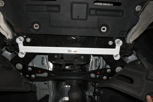 Ultra Racing 3-Point Fender Brace (UR-FD3-715P)