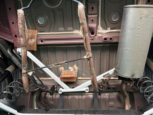 Ultra Racing 3-Point Fender Brace (UR-FD3-715P)