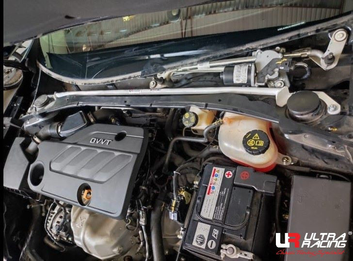 Ultra Racing MG 5 Ultra Racing Front Upper Strut Brace URVN-TW2-4305