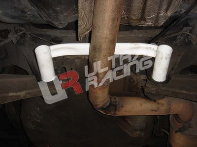 Ultra Racing 2-Point Rear Lower Brace (UR-RL2-577)