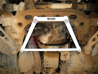 Ultra Racing 4-Point Front Lower Brace (UR-LA4-1011)