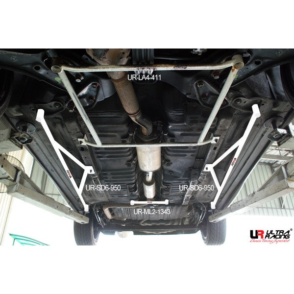 Ultra Racing 2-Point Mid Lower Brace (UR-ML2-1343)