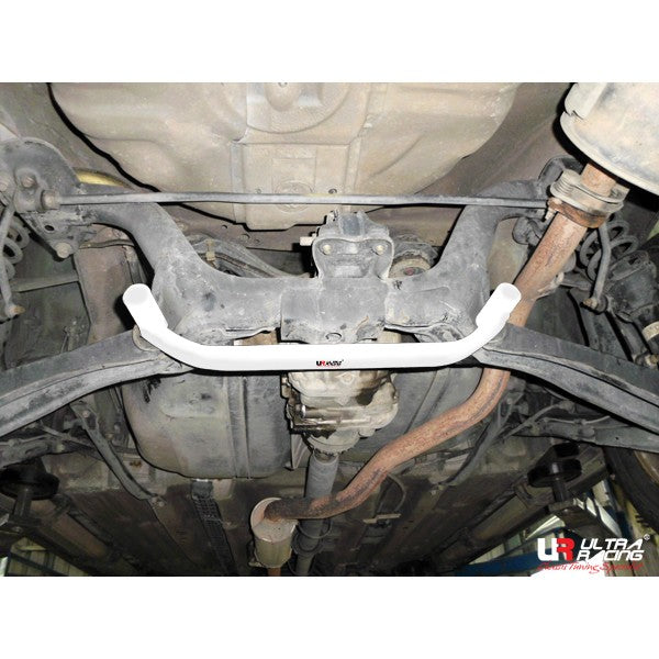 Ultra Racing 2-Point Rear Lower Brace (UR-RL2-1934)