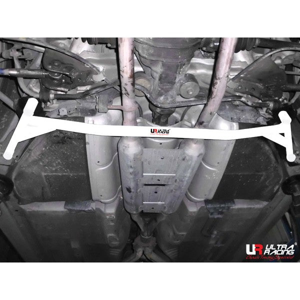 Ultra Racing 4-Point Rear Lower Brace (UR-RL4-1955)