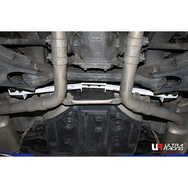 Ultra Racing 3-Point Rear Lower Brace (URKR-RL3-2740)