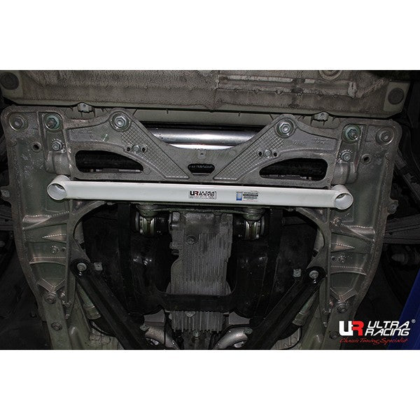 Ultra Racing 2-Point Front Lower Brace (URKR-LA2-2676)