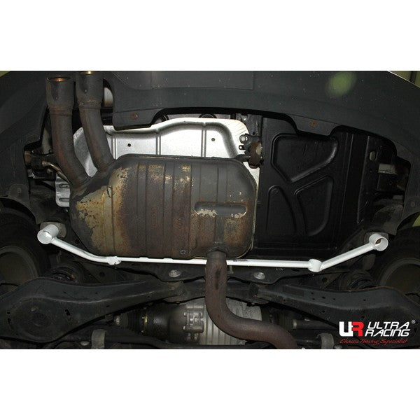 Ultra Racing 4-Point Rear Lower Brace (URKR-RL4-2651)