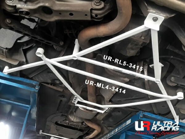 Ultra Racing 4-Point Mid Lower Brace (URTW-ML4-3414)